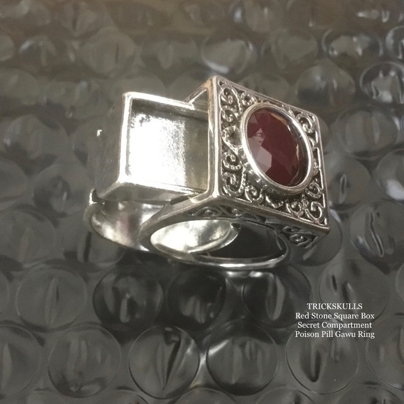 Red Stone Square Box Secret Compartment Poison Pill Gawu Ring 6 7 8 9 10 11 12 + - Picture 6 of 8